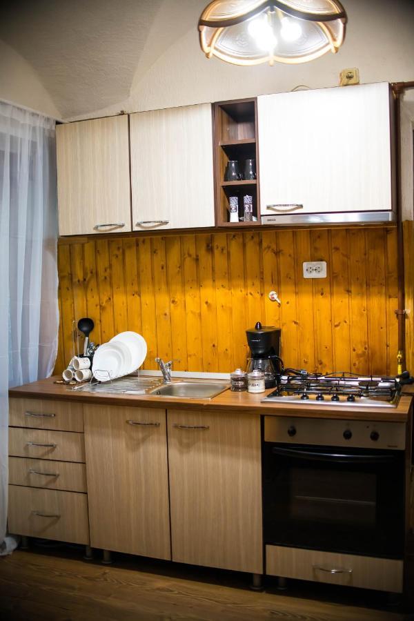 Studio Central Avram Сибиу Екстериор снимка